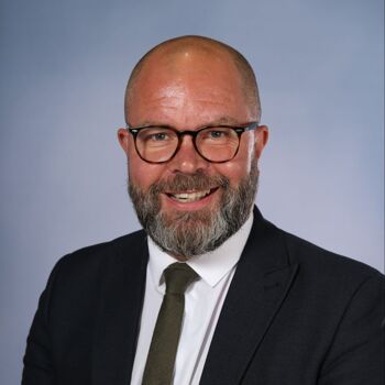 Nicholas Mort